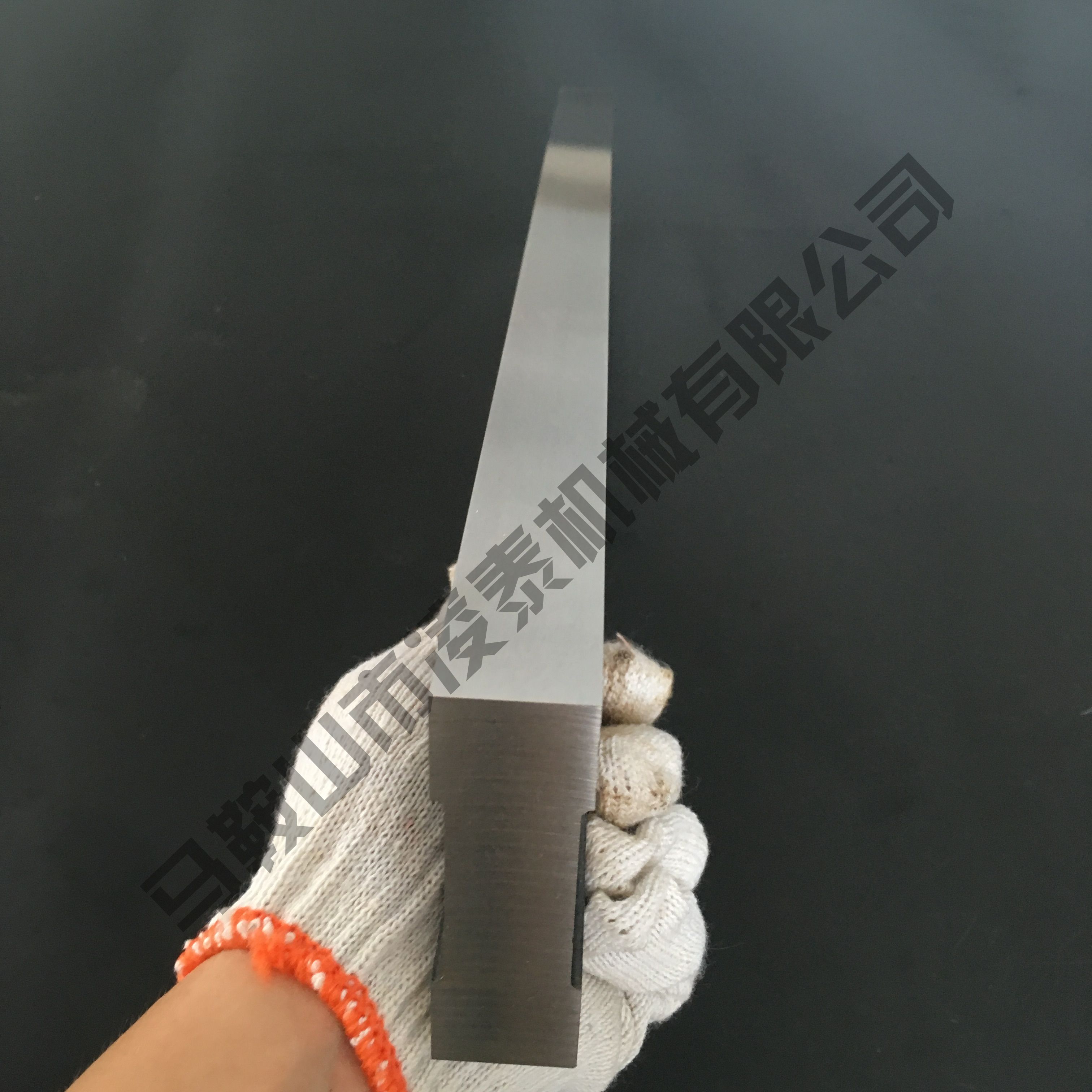 剪板機(jī)刀片一面展示